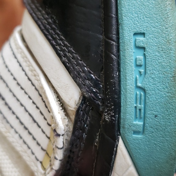 Nike Zoom Lebron hi top youth size 4 2009 edition - Picture 12 of 12